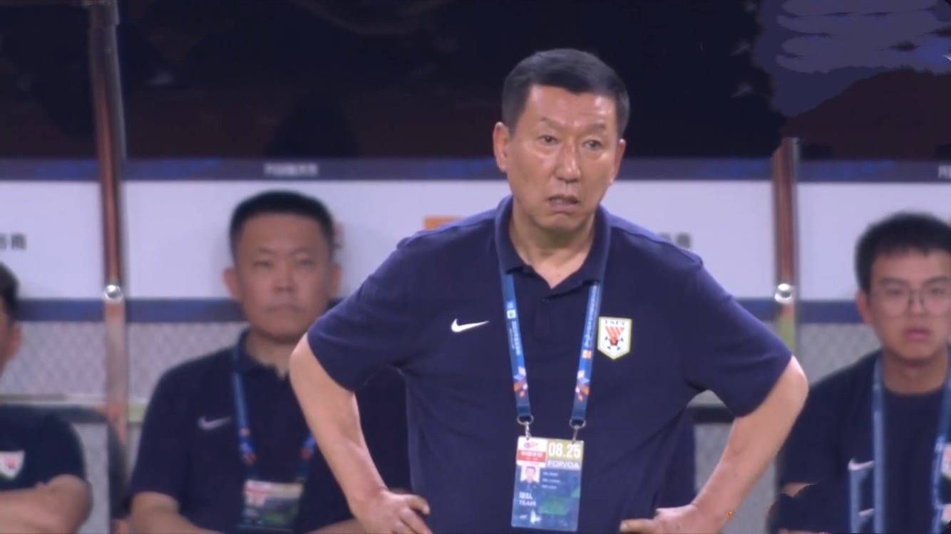 爱黑马的白马